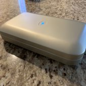 PhoneSoap 3 Is an Easy Way to Make Your Phone Less Disgusting
