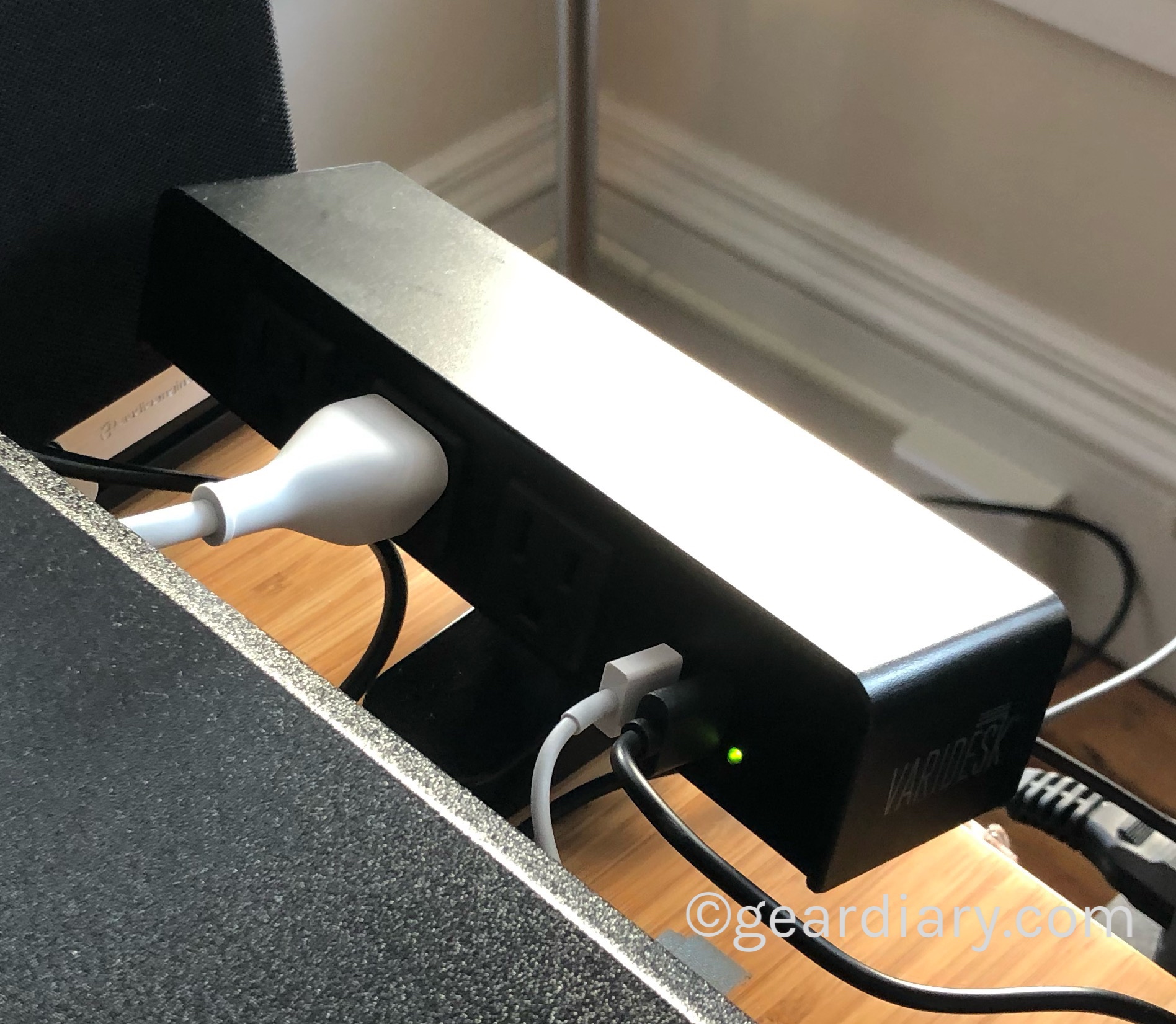 The Vari Power Hub Puts Power within Reach GearDiary