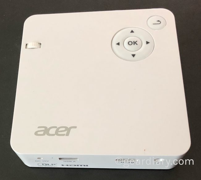 Acer C202i Portable LED Projector Takes the Big Screen Anywhere