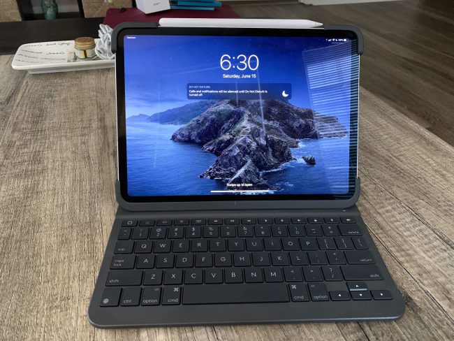Logitech Slim Folio Is What Will Make Your iPad Pro a MacBook Replacement