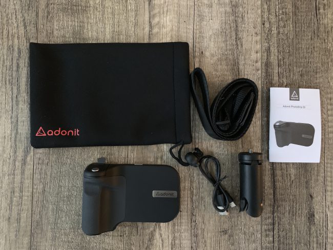 Adonit Photogrip Qi’s Is a Suitable Upgrade to an Already Great Camera Accessory