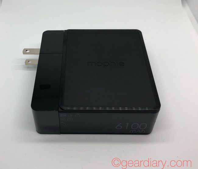Mophie Powerstation Hub Is My New Go-To Travel Companion