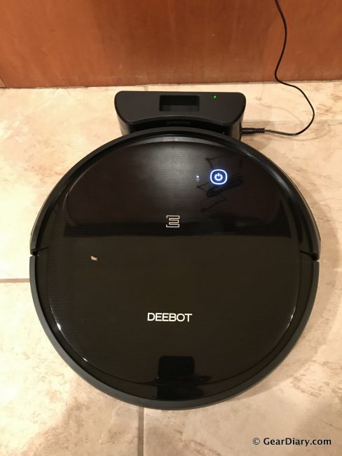 Ecovacs Deebot 500 Is a Great Robot Vacuum That's Easy on the Wallet