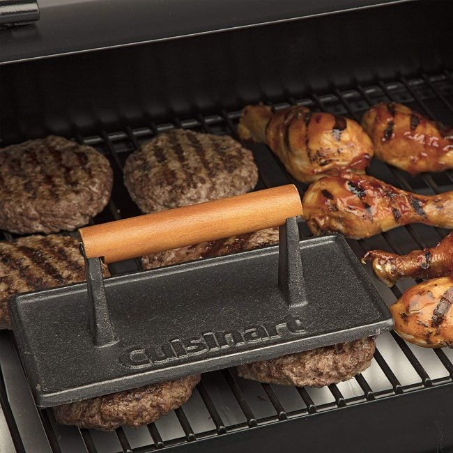 Cuisinart’s Cast Iron Press Reduces Splatter & Adds Grilled Marks to Your Meats