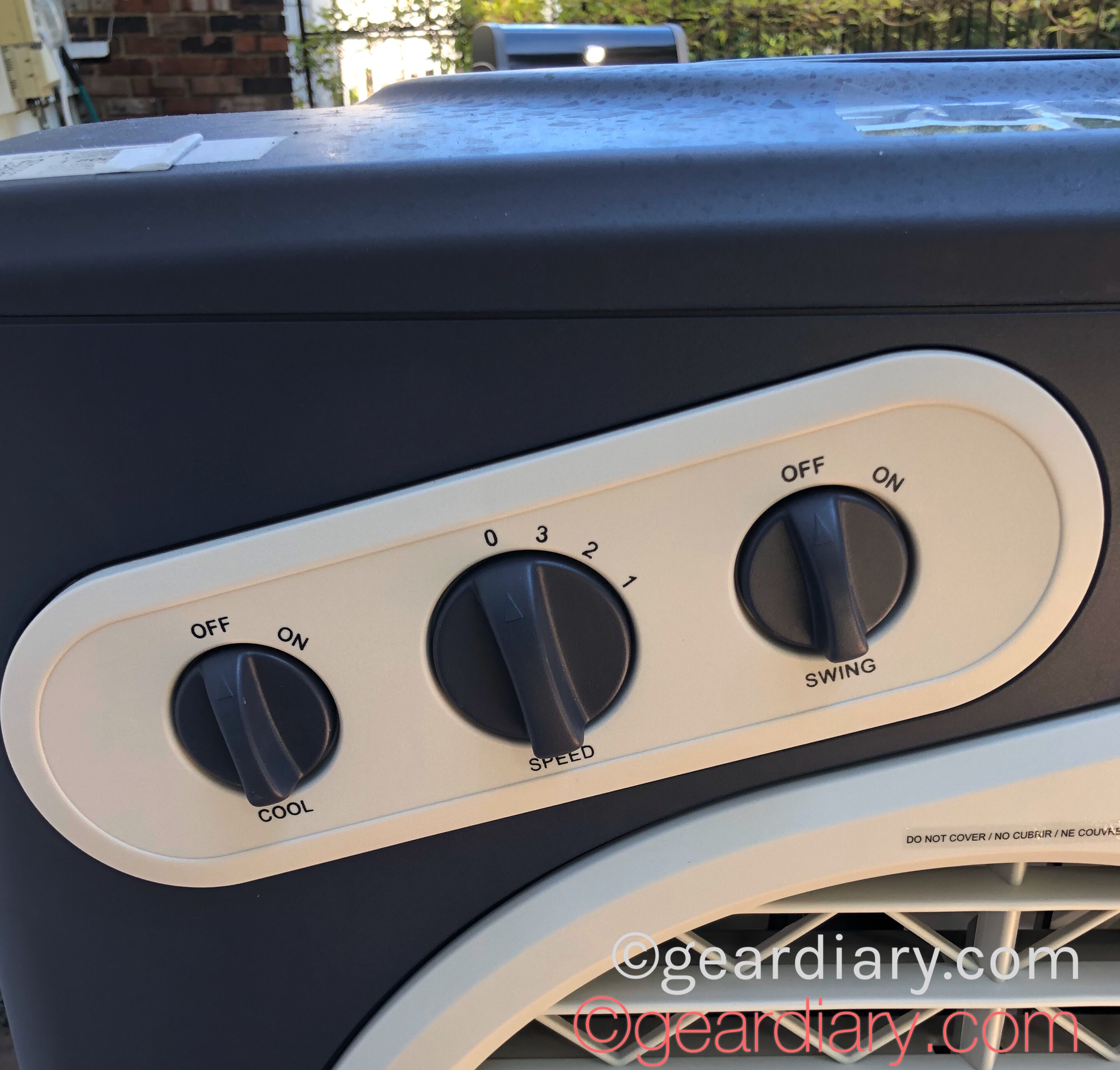 Honeywell CO60PM Indoor/Outdoor Evaporative Air Cooler Is Great for Summer