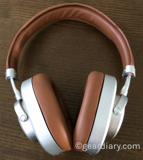 How Do $20 Bluetooth Headphones Stack Up Against More Expensive Pairs of Headphones?