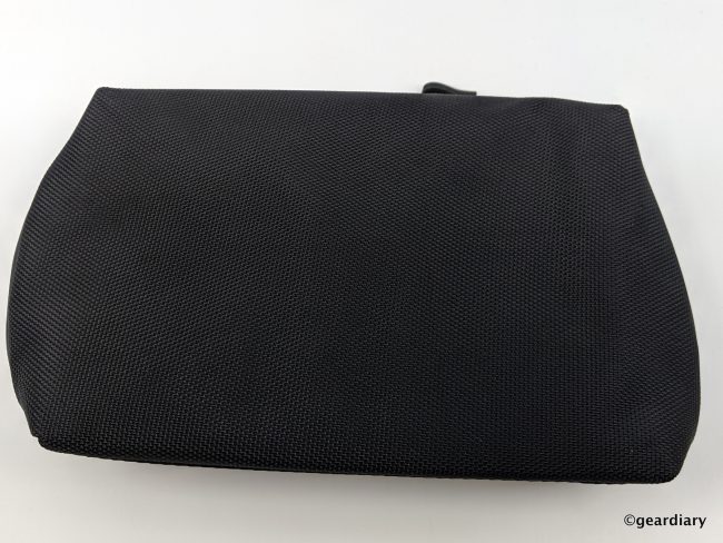 Oneadaptr Evri Accessories Pouch: The Perfect Place to Stow Your Cables, Chargers, and More