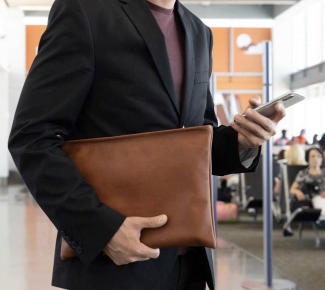 Waterfield Travel Folio Is a Professional Way to Get Organized
