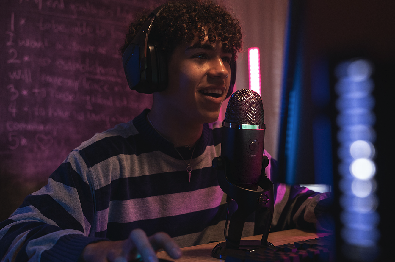 Blue Yeti X Professional Usb Microphone Is Ideal For Gaming Streaming And Podcasting Geardiary