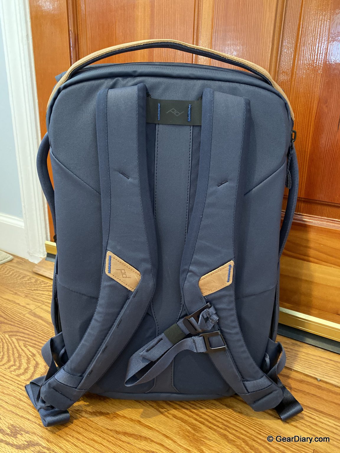 Peak Design's Everyday Backpack V2 Is a Fantastic Update to an Already ...