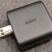 The Aukey Omnia 65W Fast-Charge USB-C Dual Port Charger Is Tiny and Powerful
