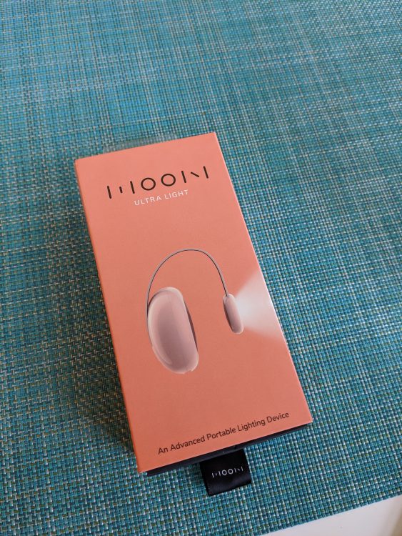 Moon UltraLight Is Awesome for Selfies and Video Calls