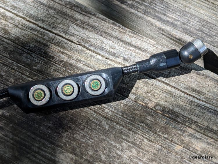 iCharge Pro Cable Brings Magnetic Versatility to Your Device Charging