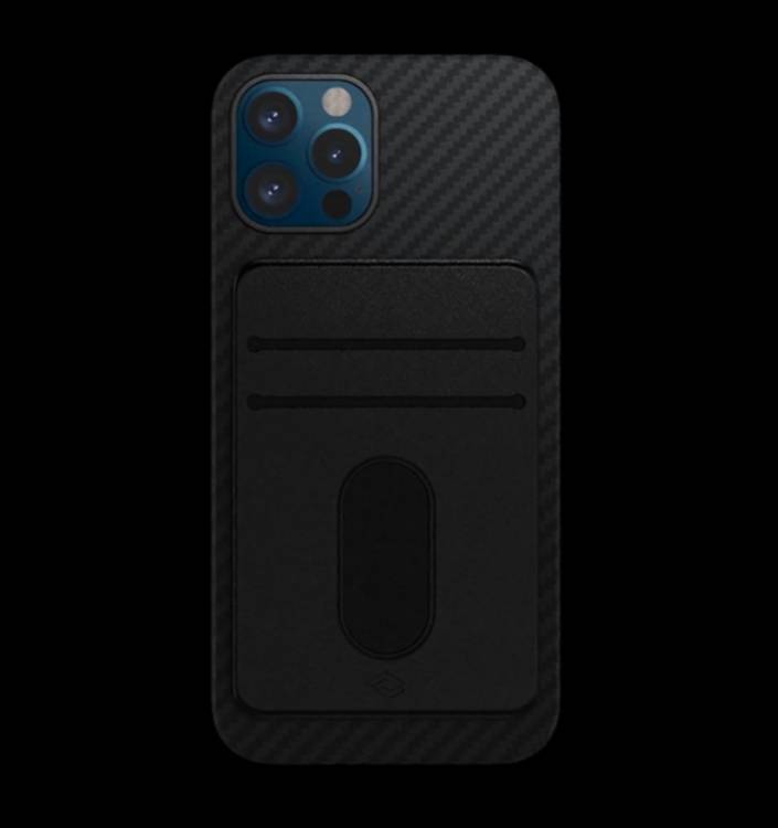 Lighten Your Load with the Pitaka MagEZ Card Sleeve