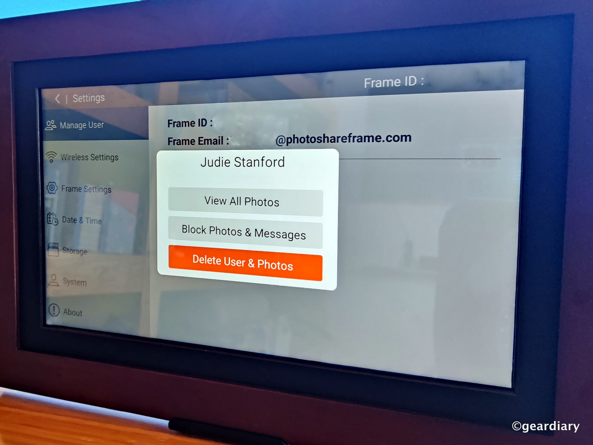 Brookstone PhotoShare Smart Digital Photo Frame Review Easily Share