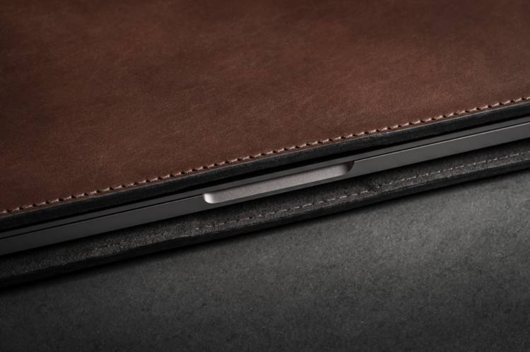 Nomad Rolls Out Luxurious Leather MacBook Pro Sleeves and Mousepads 13 Nomad Rolls Out Luxurious Leather MacBook Pro Sleeves and Mousepads