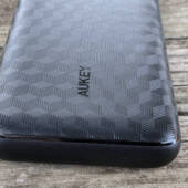Aukey Basix Blade Series Power Bank Review: Two Pocketable Models with 20,000mAh of Portable Power