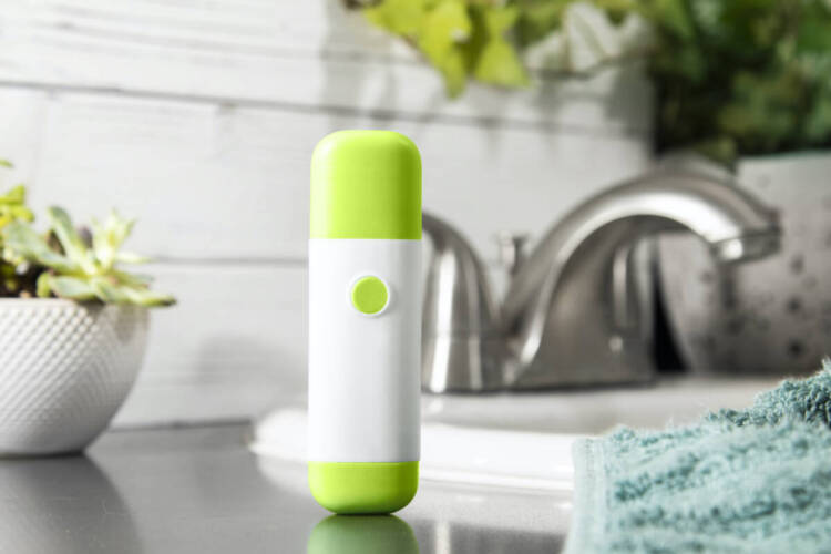 Fluo Labs Flo Can Tame Seasonal Allergies without Drugs? Yes, Please!