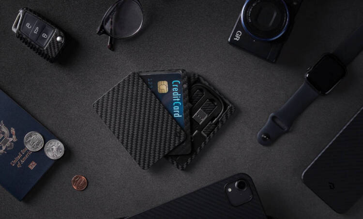 Pitaka MagEZ Digital Travel Kit Review: Travel Light and Connect Well with This EDC