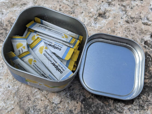 The Caliper Swiftsticks Lemonade Flavored CBD Powder inside the tin