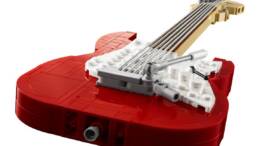 Bottom of the Fender Stratocaster LEGO Set guitar