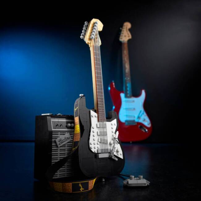 Fender Stratocaster LEGO Set