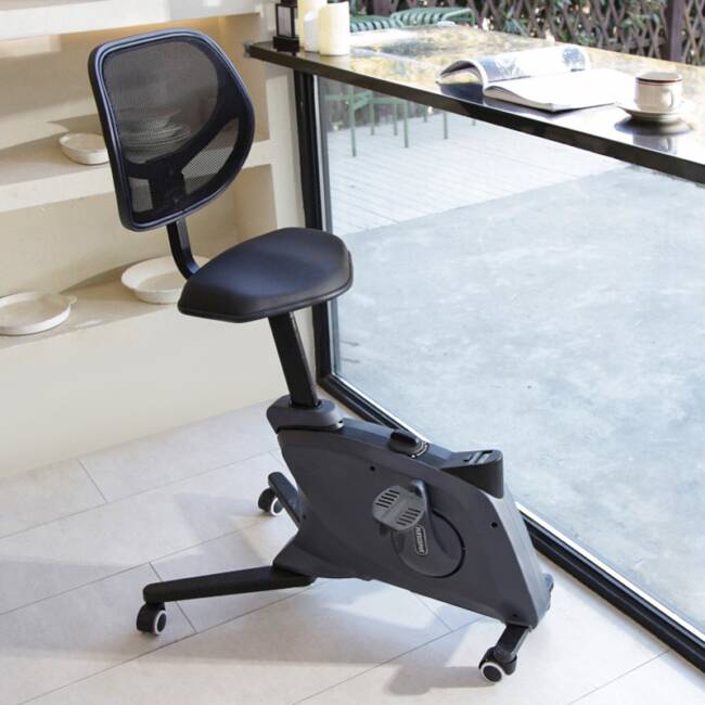 Flexispot Sit2Go 2-in-1 Fitness Chair Review: Lets You Stay Productive and Keep in Shape 2 The Flexispot Sit2Go 2-in-1 Fitness Chair in black