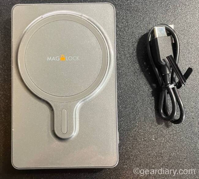 myCharge MAG-LOCK MagSafe Powerbank and charging cable.