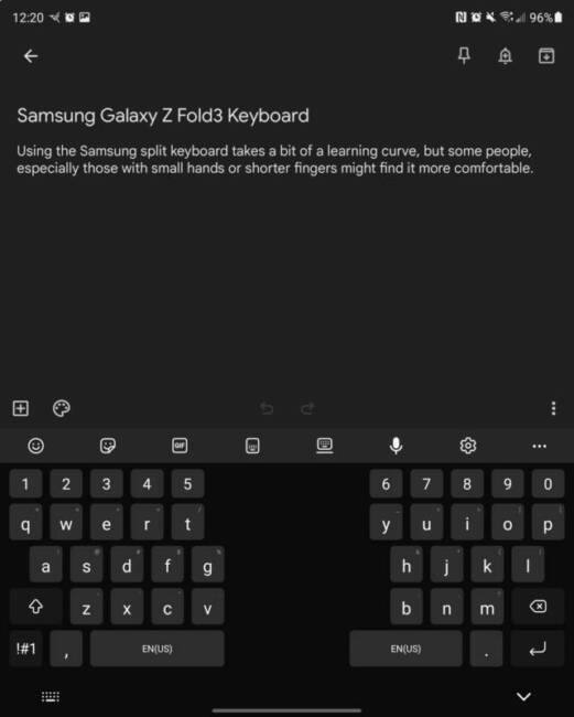 Samsung keyboard on Galaxy Z Fold3.