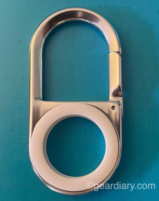 Speck Carabiner AirTag
