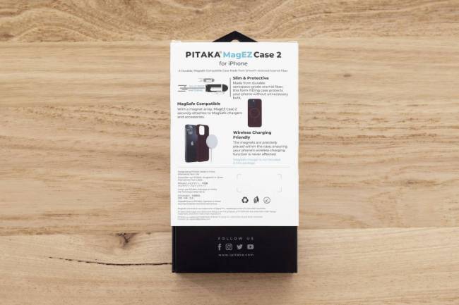 Pitaka MagEZ Case Pro for iPhone 13 retail box.