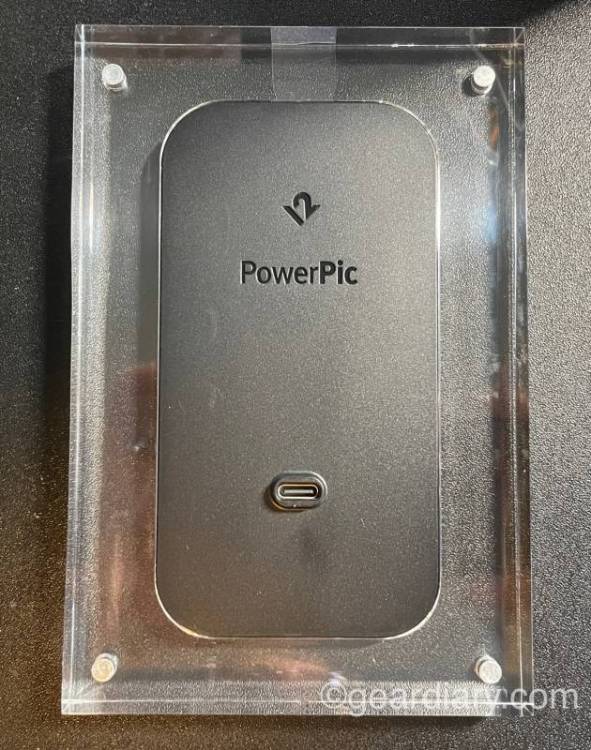 Twelve South PowerPic mod Wireless Charger without an installed photo.