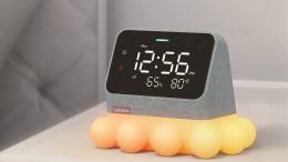 Lenovo Smart Clock Essential with Squid Ambient Light Dock