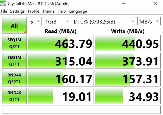 WD_BLACK D30 Game Drive SSD speeds on a laptop with a USB-A 3.2 Gen 1 port.