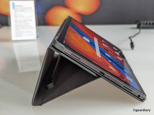 Lenovo Refreshes Its IdeaPads, ThinkPads, ThinkBooks, and More with Exciting New Designs and Features