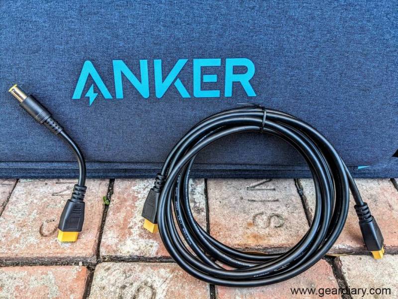 Accessories included with the Anker 625 Solar Panel