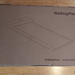 WalkingPad A1 Pro shipping box