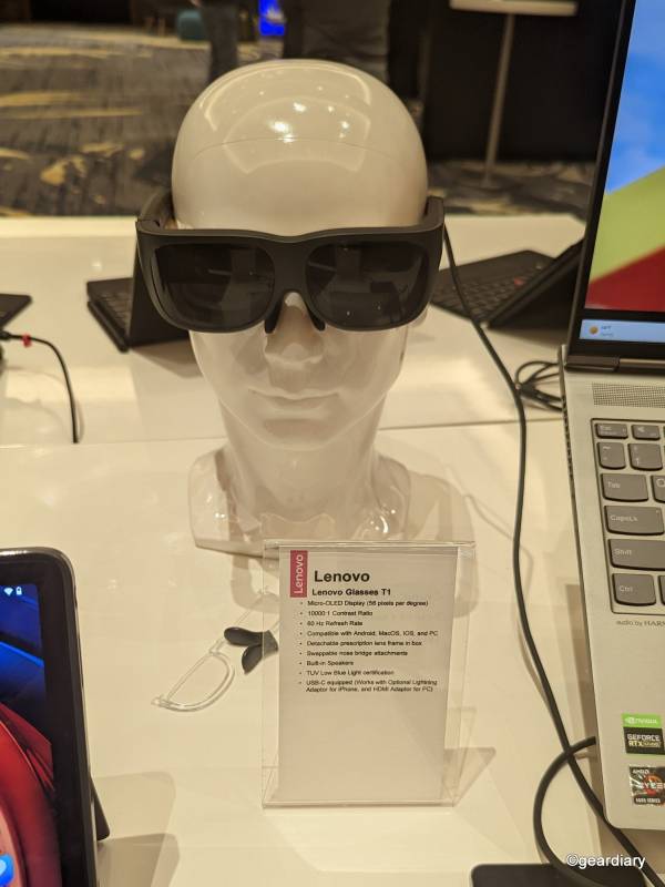 A mannequin head wearing the Lenovo Glasses T1