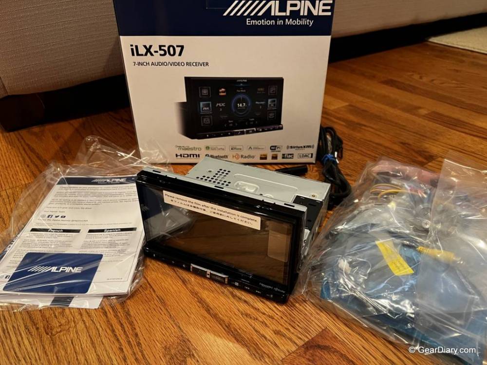 Included in the Alpine iLX-507 retail box