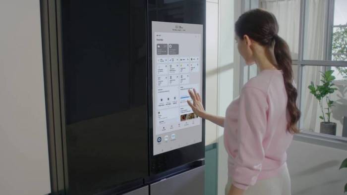 Samsung Bespoke Kitchen Appliances Get Smarter and Sleeker!