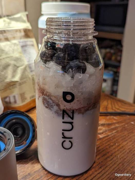BlenderCap by Cruz Review: Don't Leave Home Without It If You Enjoy Smoothies on the Go!