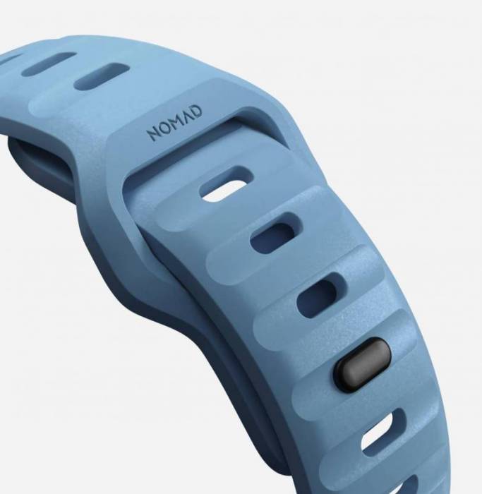 The clasp of the Nomad Sport Band in Limited Edition Electric Blue