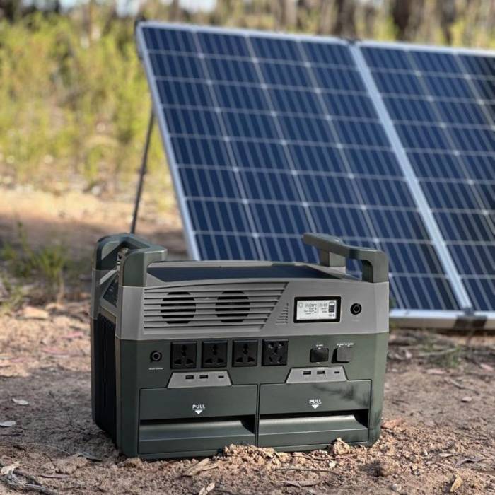 DCV AirBase Duo and solar panel