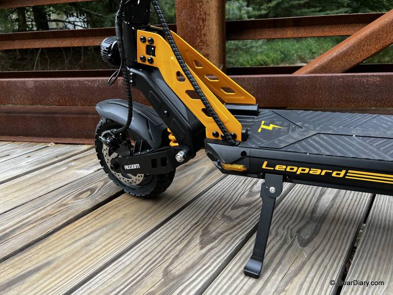 Ausom Leopard Electric Scooter