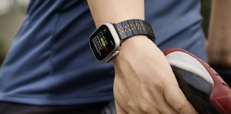 The Pitaka Carbon Fiber Apple Watch Band (Rhapsody Version) on a wrist