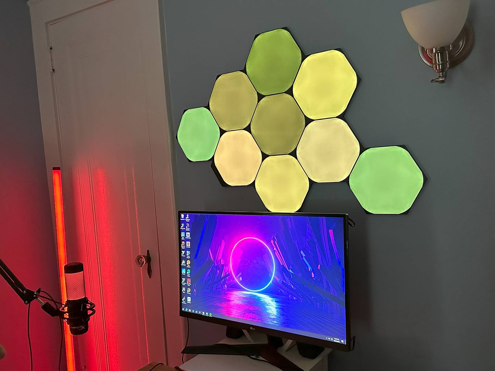 Nanoleaf Ultra Black Shapes Hexagons and Triangles Review: Dramatic Lighting Effects that Look Like Art When Not in Use