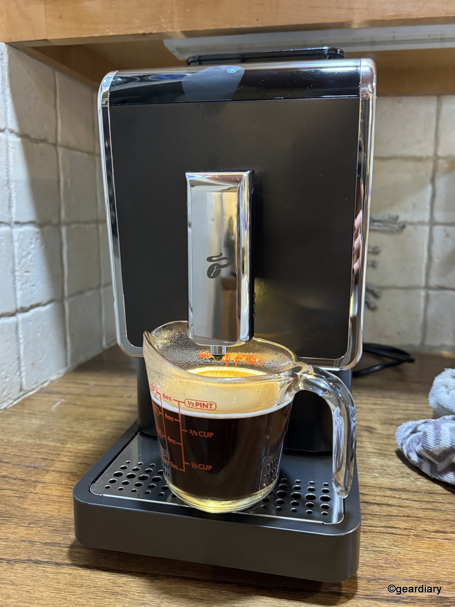 Large coffee made with the Tchibo Bean-to-Brew Coffee Machine