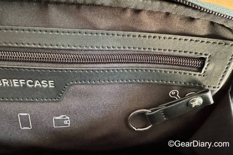 Detachable keyring in the xBriefcase's front zippered pocket