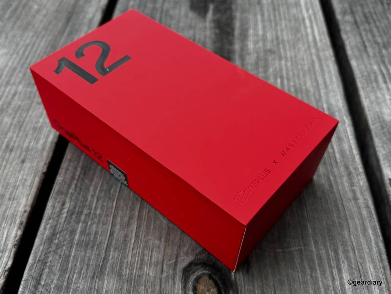 OnePlus 12 retail box