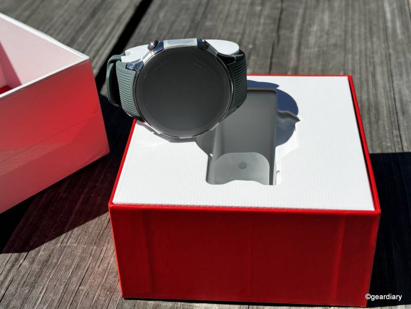 OnePlus Watch 2 and retail box